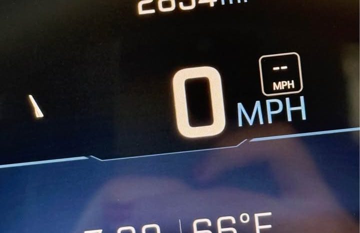 
								2024 Chevrolet silverado ev Work Truck Pickup 4D 6 ft full									