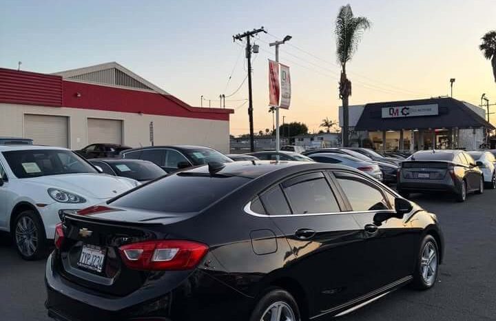 
								2017 Chevrolet Cruze full									