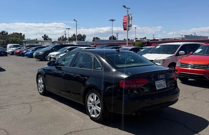 
								2010 Audi a4 2.0T Premium Sedan 4D full									