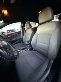 
										2017 Chevrolet Cruze full									