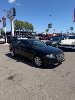
										2010 Audi a4 2.0T Premium Sedan 4D full									