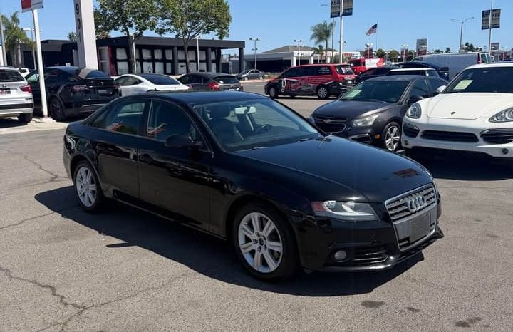 
								2010 Audi a4 2.0T Premium Sedan 4D full									