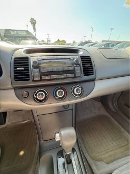 
										2006 Toyota camry full									