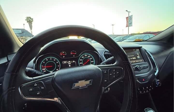 
								2017 Chevrolet Cruze full									