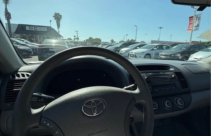 
								2006 Toyota camry full									