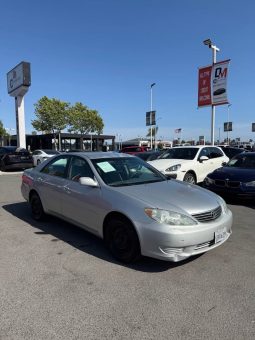 
										2006 Toyota camry full									