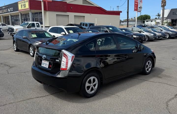 
								2013 Toyota prius full									