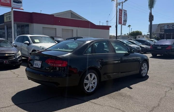 
								2010 Audi a4 2.0T Premium Sedan 4D full									