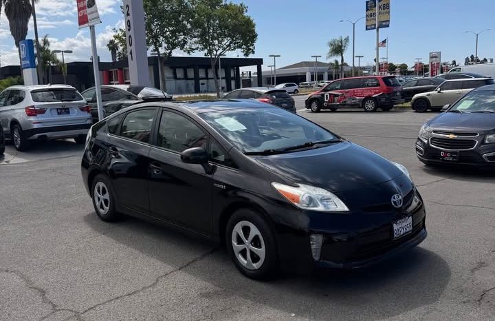 
								2013 Toyota prius full									