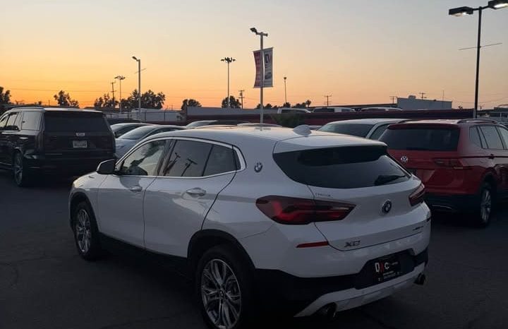 
								2022 BMW x2 sDrive28i Sport Utility 4D full									