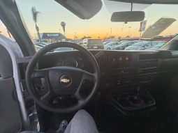 
										2018 Chevrolet express 3500 passenger full									