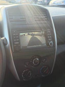 
										2015 Nissan versa full									