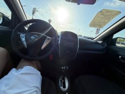 
										2015 Nissan versa full									