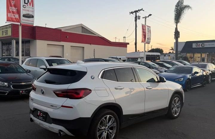 
								2022 BMW x2 sDrive28i Sport Utility 4D full									