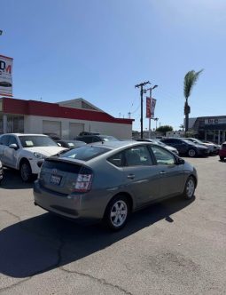 
										2005 Toyota Prius full									