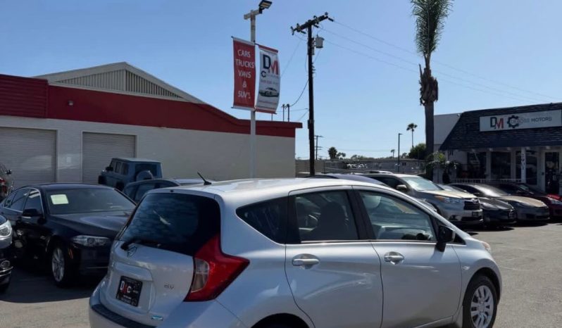 
								2015 Nissan versa full									