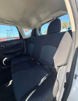 
										2015 Nissan versa full									