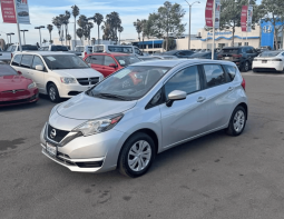 2017 Nissan versa note
