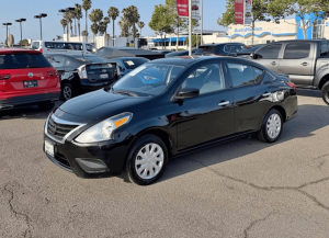 2015 Nissan versa