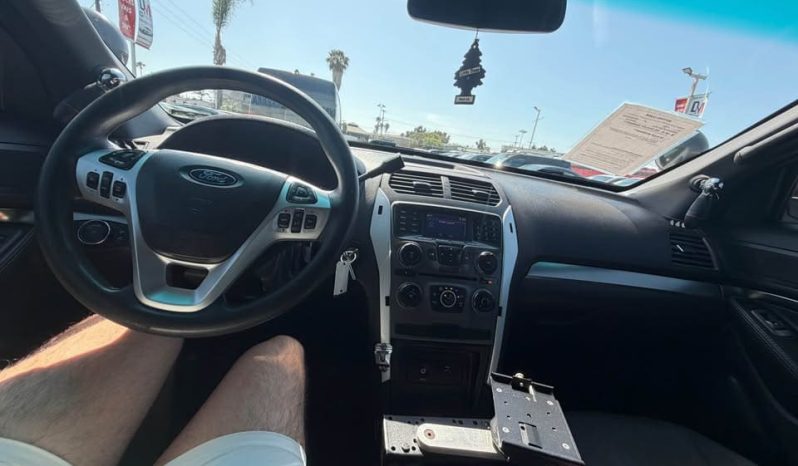 
								2015 Ford explorer Police full									