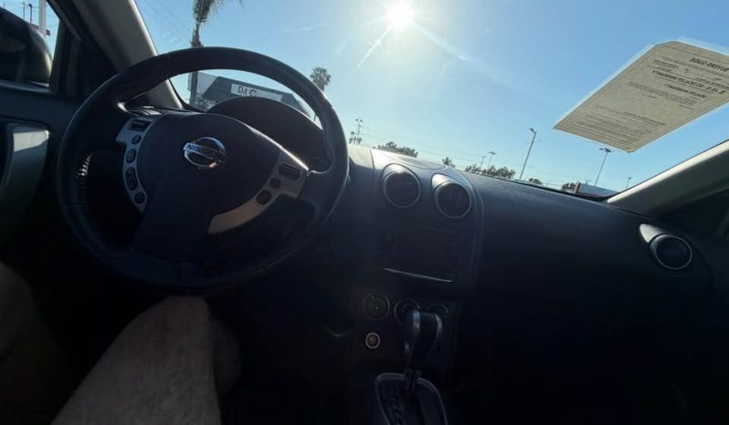 
								2013 Nissan rogue full									