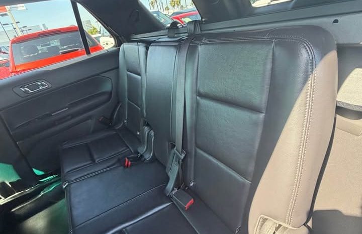 
								2015 Ford explorer Police full									