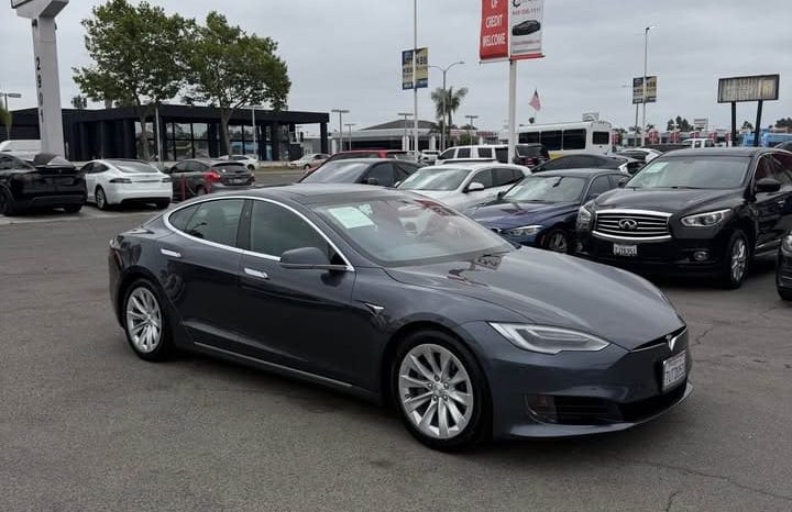 
								2016 Tesla model s 75D Sedan 4D full									