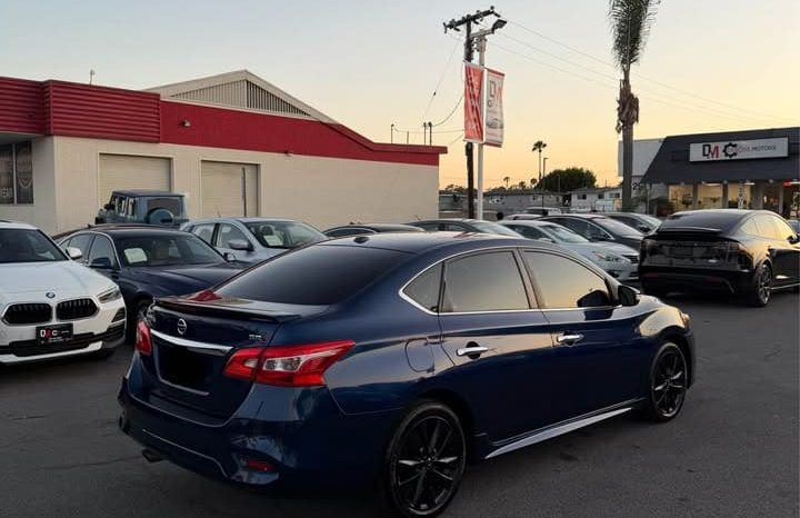 
								2016 Nissan sentra SR Sedan 4D full									