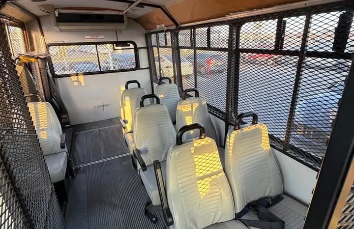 
								2001 Chevrolet express 3500 passenger full									