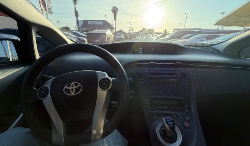 
								2011 Toyota prius full									