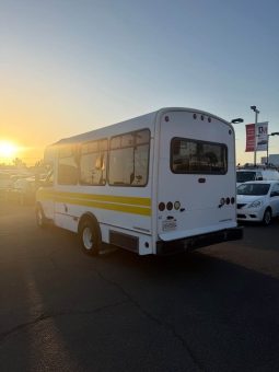 
										2001 Chevrolet express 3500 passenger full									
