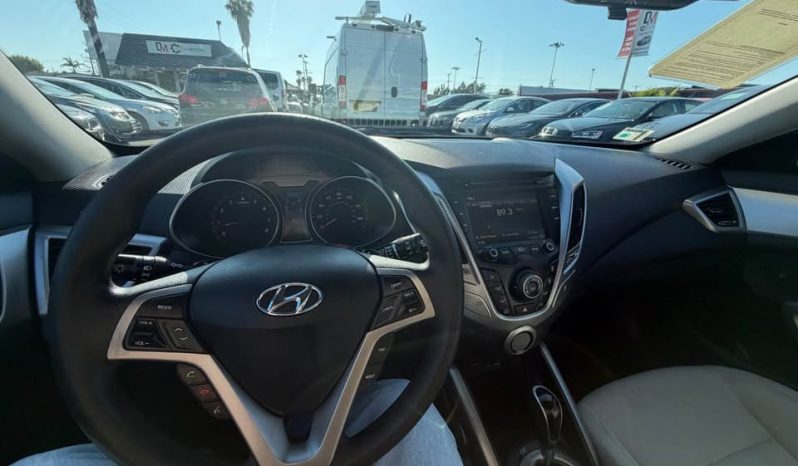 
								2013 Hyundai veloster full									