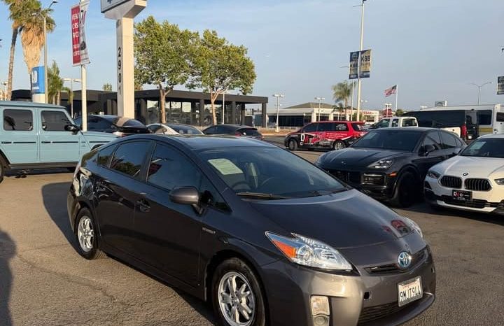 
								2011 Toyota prius full									
