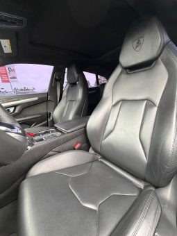 
										2020 Lamborghini urus Sport Utility 4D full									