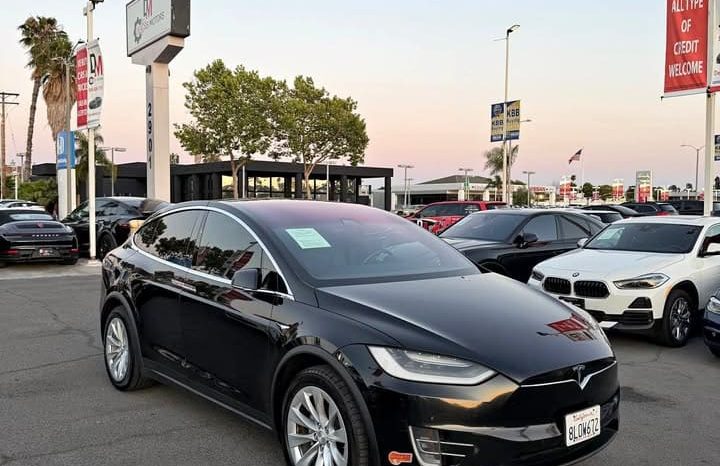 
								2019 Tesla model x Long Range Sport Utility 4D full									