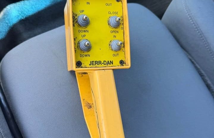 
								2014 Ford f350 regular cab Tow Truck full									
