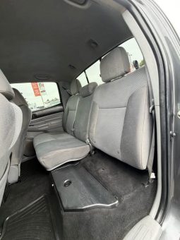 
										2015 Toyota tacoma double cab full									
