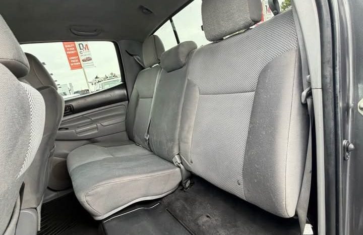 
								2015 Toyota tacoma double cab full									