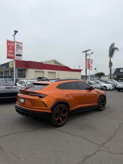 
										2020 Lamborghini urus Sport Utility 4D full									
