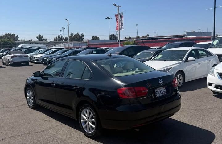 
								2012 Volkswagen jetta full									