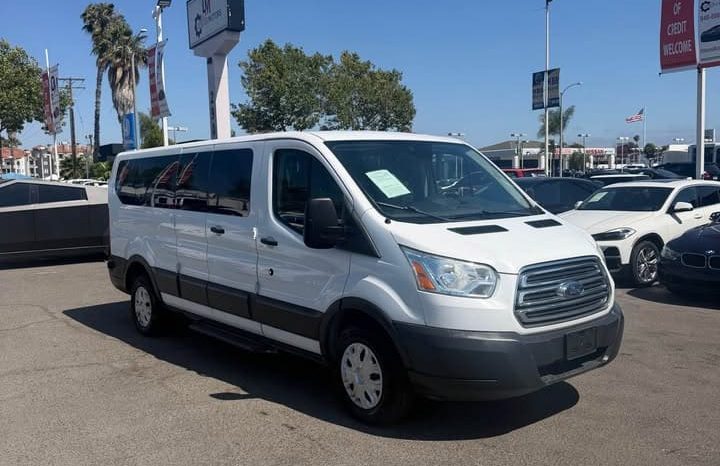
								2016 Ford transit 350 passenger van XL w/Low Roof Van 3D full									