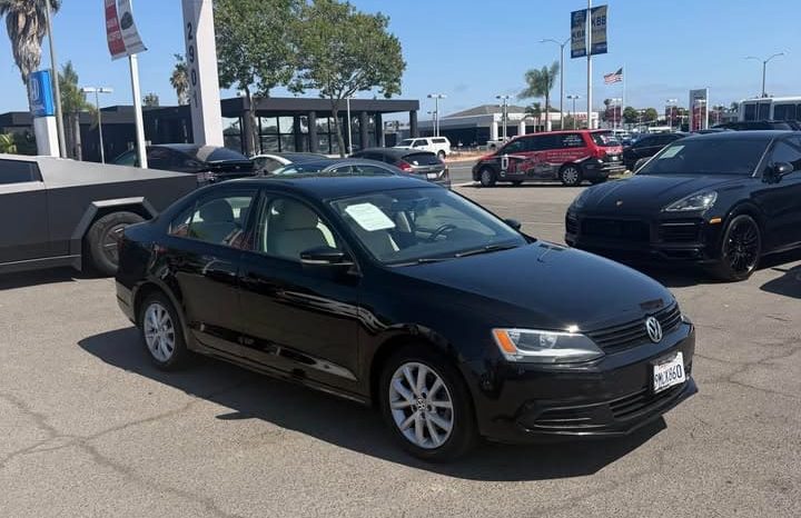 
								2012 Volkswagen jetta full									