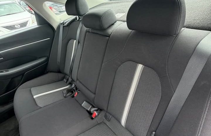 
								2025 Hyundai sonata SEL full									