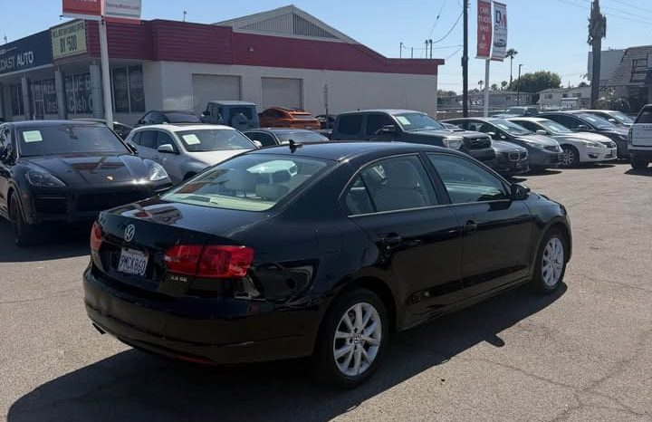 
								2012 Volkswagen jetta full									