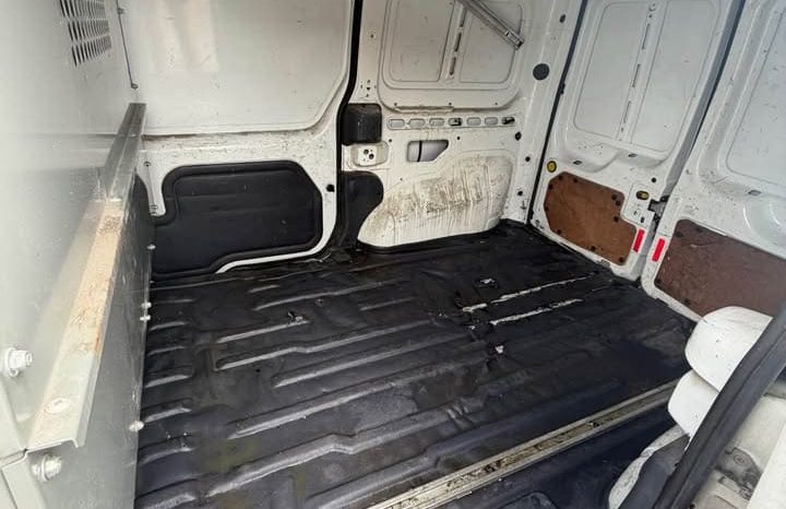 
								2012 Ford transit connect cargo van full									