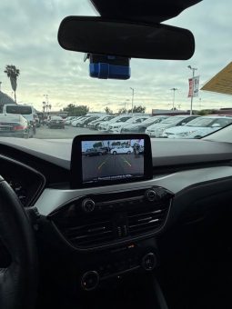 
										2021 Ford escape full									