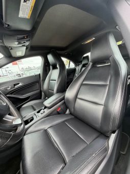 
										2017 Mercedes-Benz cla-class 250 full									