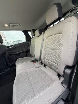 
										2021 Ford escape full									