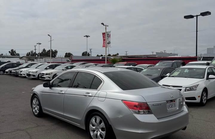 
								2009 Honda accord EX-L Sedan 4D full									