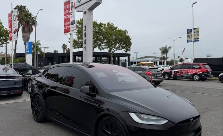 
								2023 Tesla model x Long Range Sport Utility 4D full									